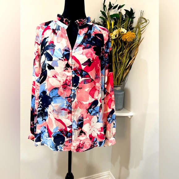 Jones New York Women’s Floral Button-Down ruffle collar Blouse, Size Medium - Picture 1 of 12